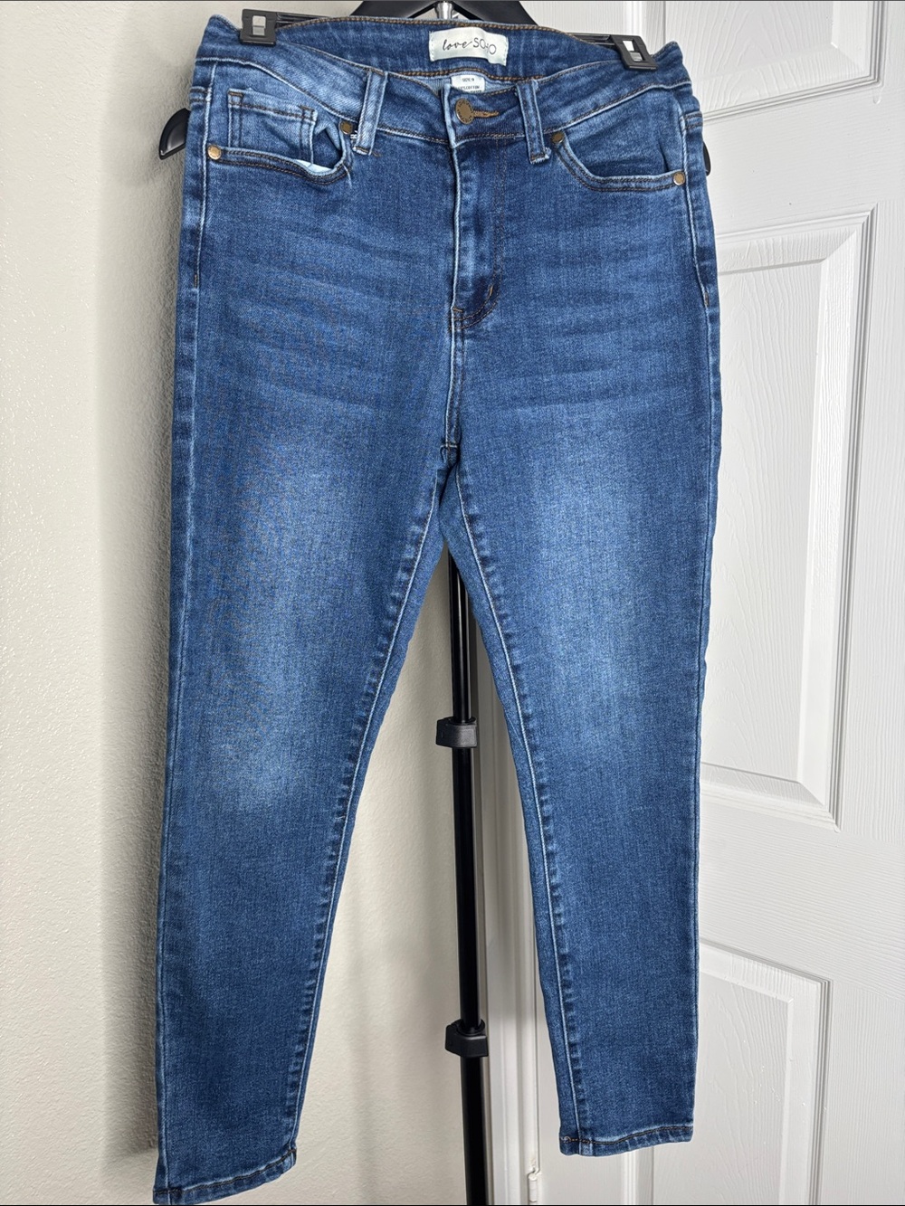 Forever 21 Dark Blue High-Rise Skinny Jeans